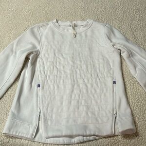Lululemon / Women’s sweater / Size: 4